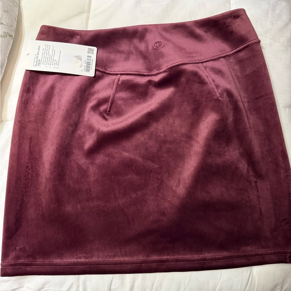 lululemon athletica Scuba HR Mini Skirt - Picture 2 of 2
